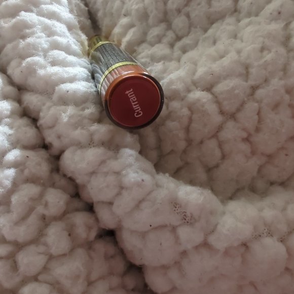 Currant - Picture 2 of 3